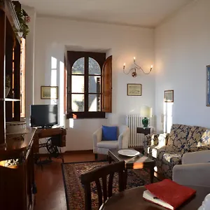 Donnaberarda Apartment Cortona